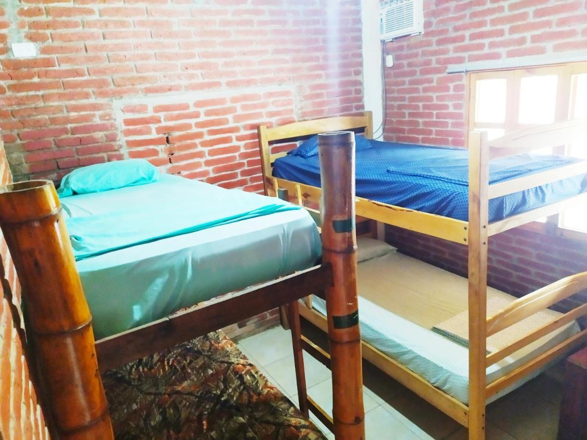 Iguana Beach House Hostel Montanita Luaran gambar