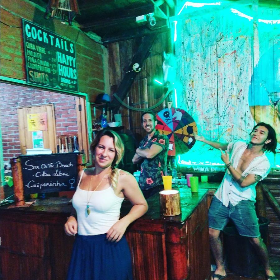 Iguana Beach House Hostel Montanita Luaran gambar