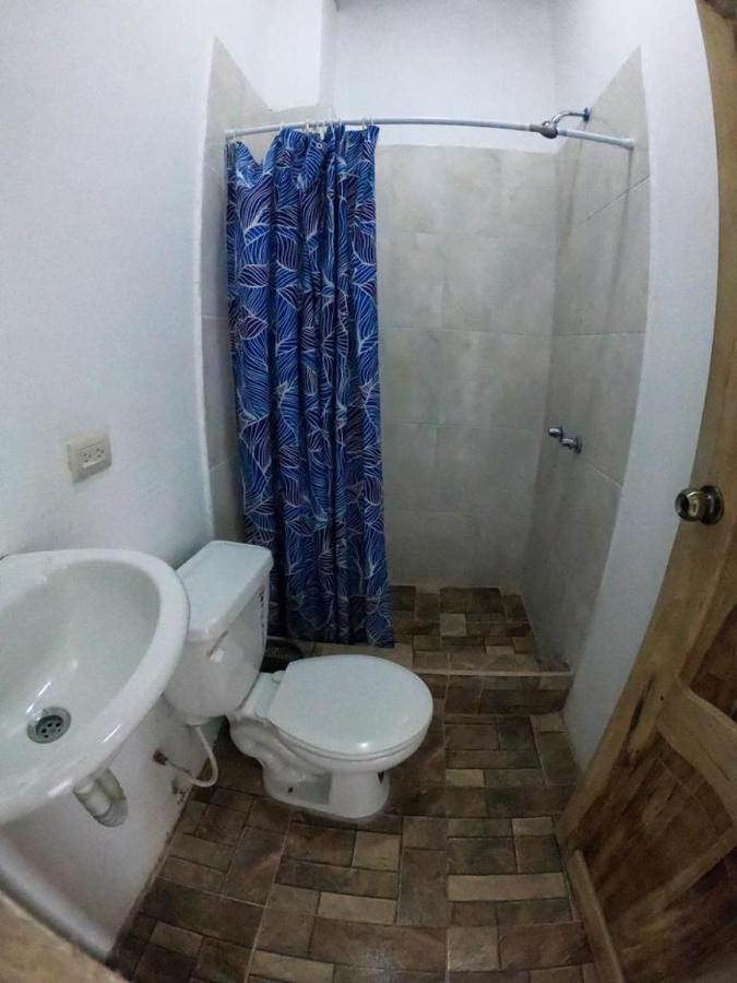 Iguana Beach House Hostel Montanita Luaran gambar