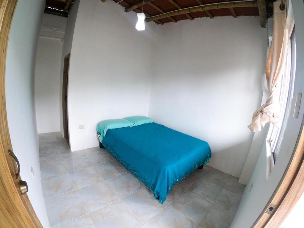Iguana Beach House Hostel Montanita Luaran gambar