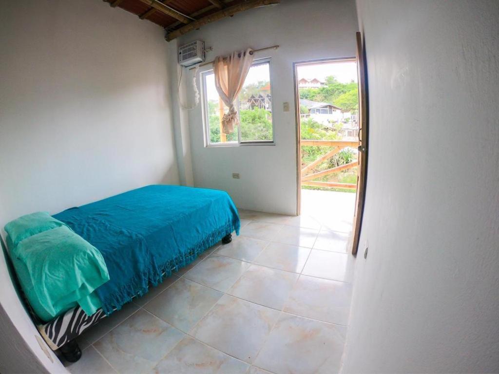 Iguana Beach House Hostel Montanita Luaran gambar